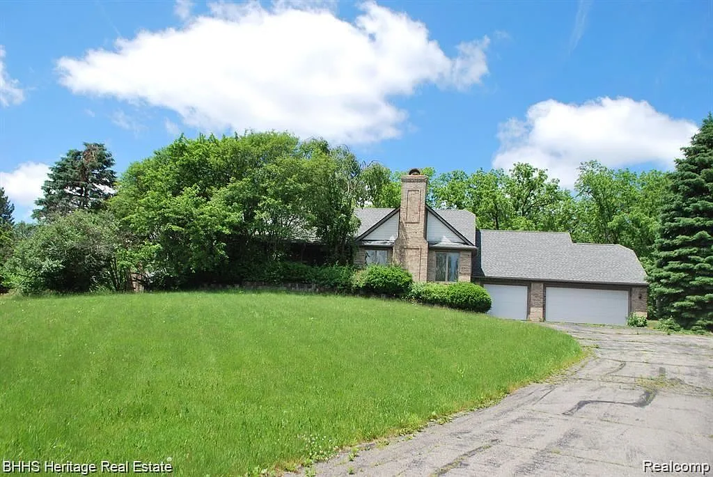 2072 Scio Church Ct photo 1