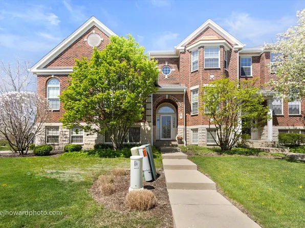 481 Prestwick Ln, Wheeling, IL 60090