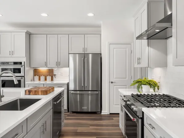 31 Emerald Run #18, Shrewsbury, MA 01545