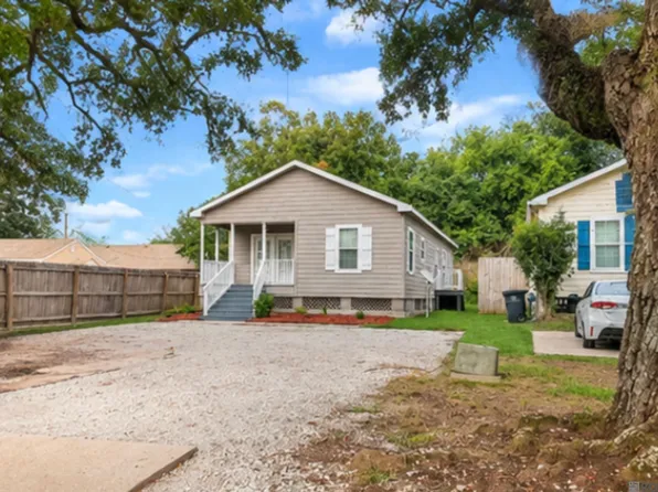 111 West Dr, Baton Rouge, LA 70806