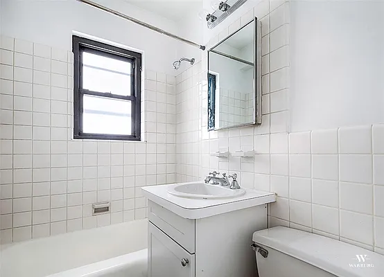 Rented by Warburg | media 12