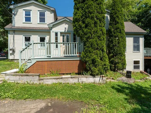 4 Back Hill Street, Bowdoinham, ME 04008