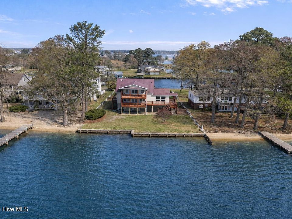 1st image of 314 E Bayside Drive