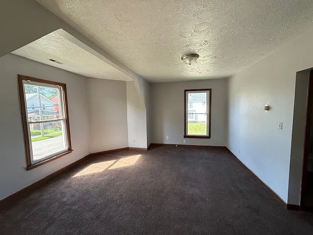 836 Warren Ave #2 — Photo 5