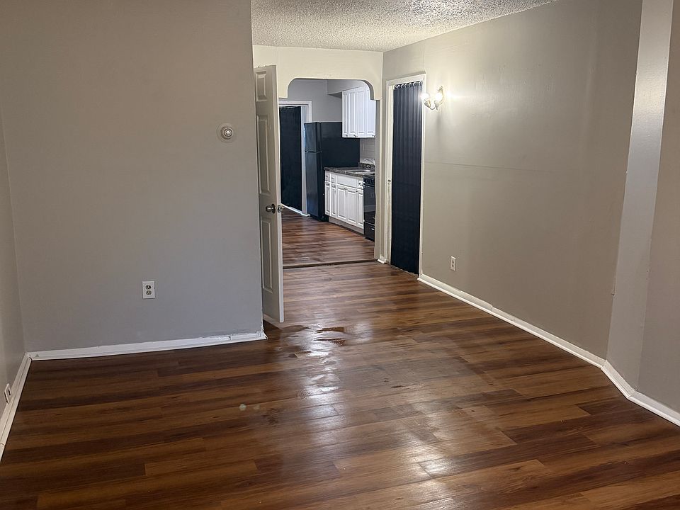 1st image of 1222 E Chelten Ave #1