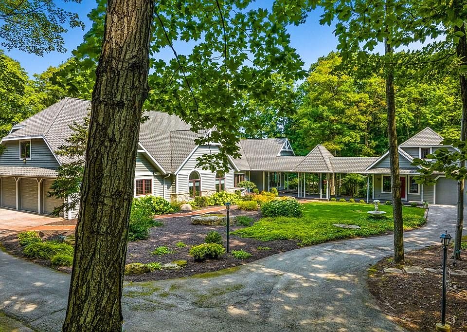 1st image of 7255 Cortland Cir
