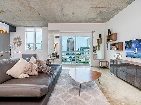 4th image of 234 NE 3rd St APT 1703