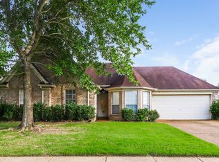 10283 Green Moss Dr N, Cordova, TN 38018