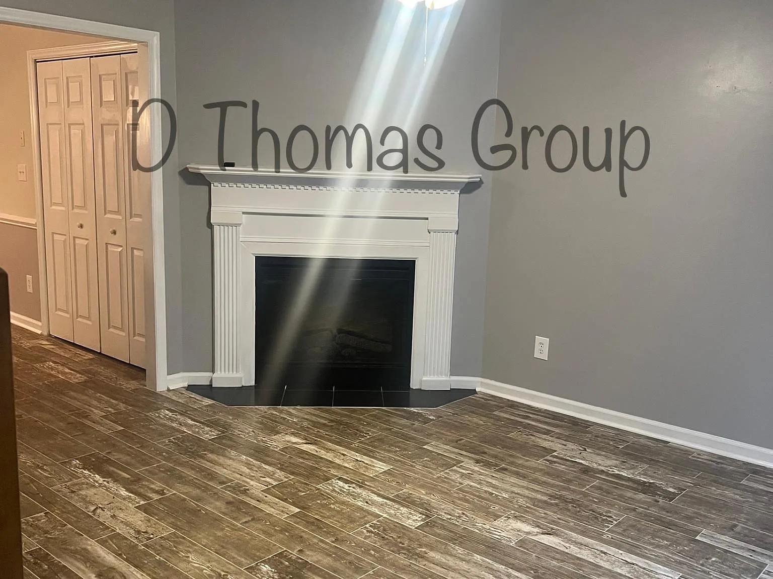 2325 Vineyard Dr — Photo 4
