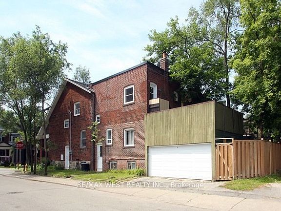 3rd image of 420 Annette St