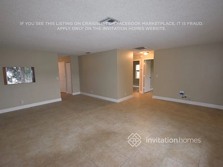 6098 Westfall Rd — Photo 2