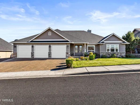 7408 Crown Crest Ave, Yakima, WA 98908