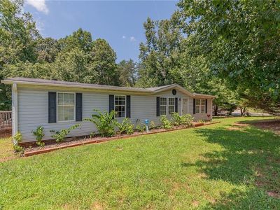 245 Rolling Meadows Dr, Reidsville, NC, 27320