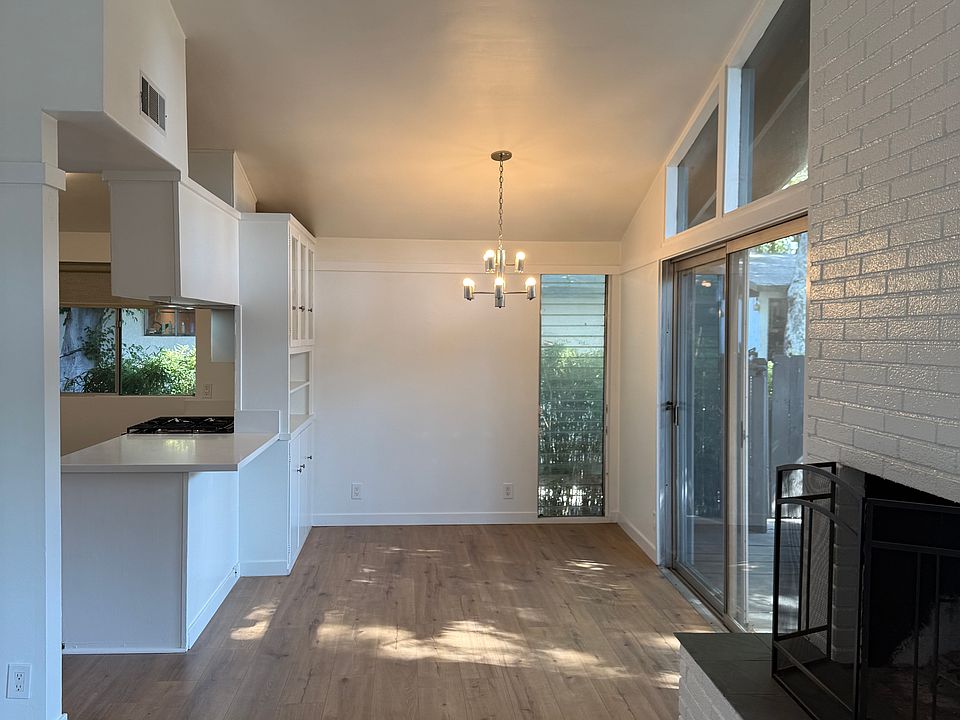 1st image of 2300 Holly Dr #2300