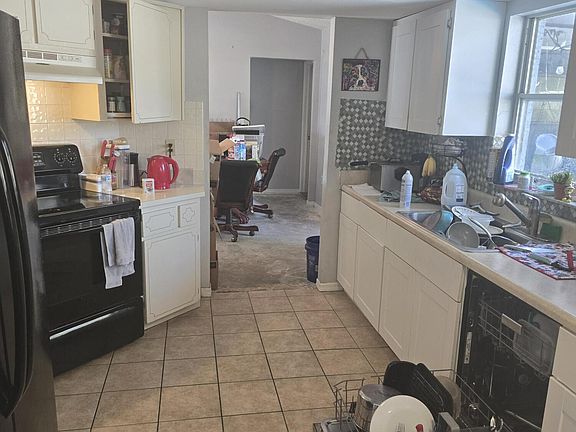 4th image of 11365 Riddle Dr