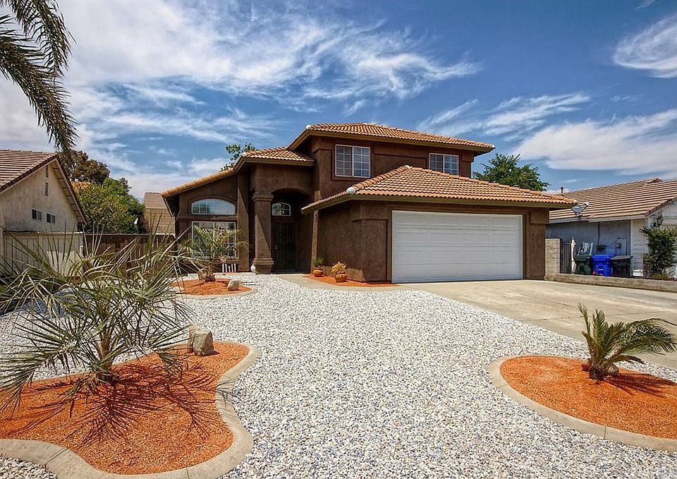 1st image of 2568 W Calle Vista Dr