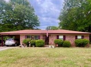 308 Walnut St, Benoit, MS 38725