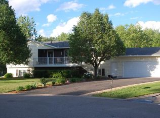 106 Kenneth Ln, Monticello, MN 55362