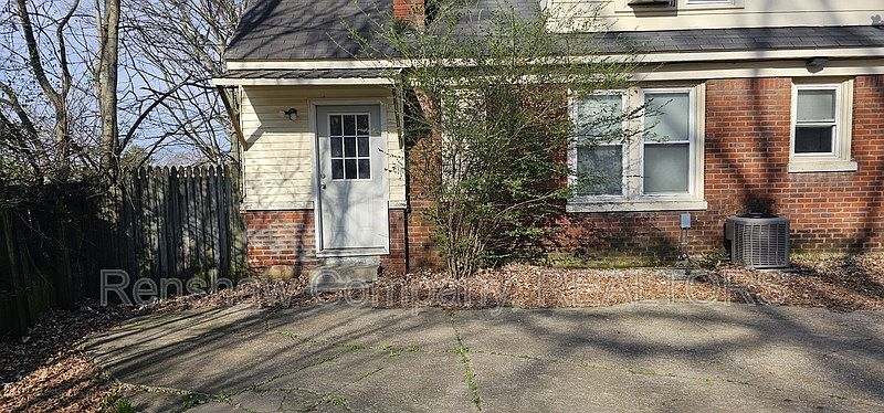 1st image of 112 N Sampson Ave