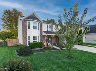 10507 Silver Ridge Cir N, Fishers, IN 46038