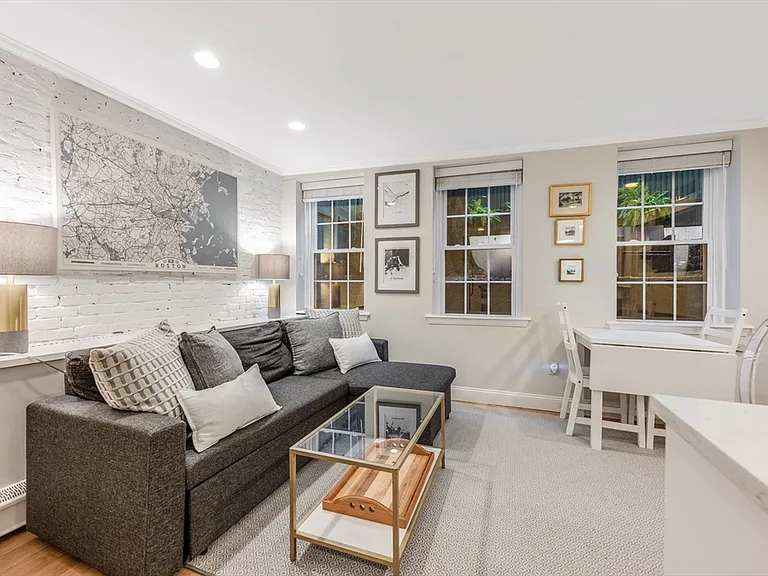 45 1/2 Garden St #45H — Photo 7