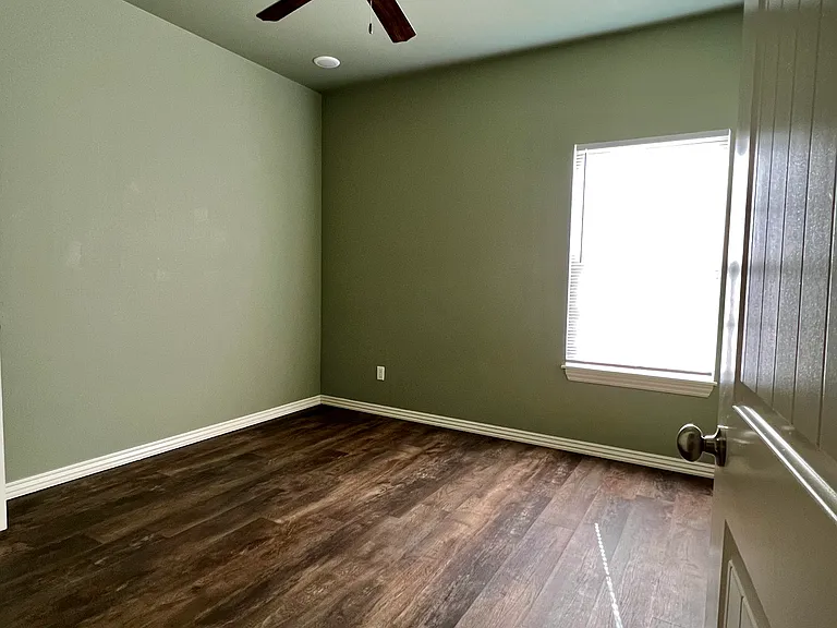 9304 Houston St #9304 — Photo 6