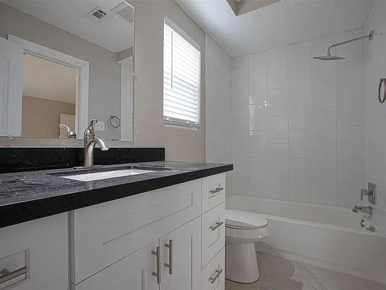 16042 Bear Hill Dr — Photo 9