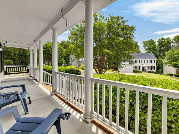 1258 Horsham Way, Apex, NC 27502