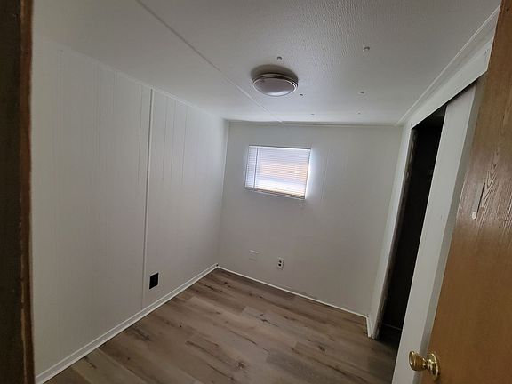 5th image of 3955-3956 Bluebird St #3955-8