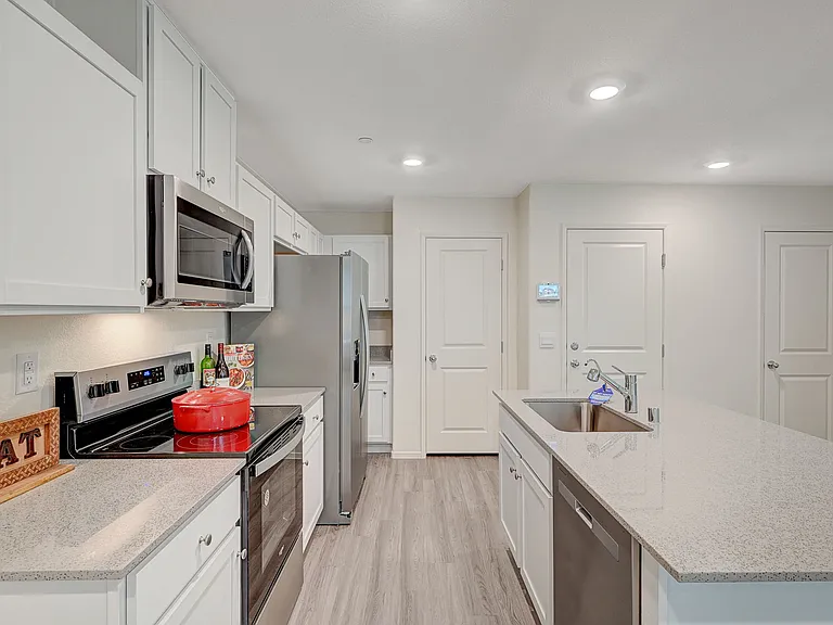 6923 Honor Hill St — Photo 11