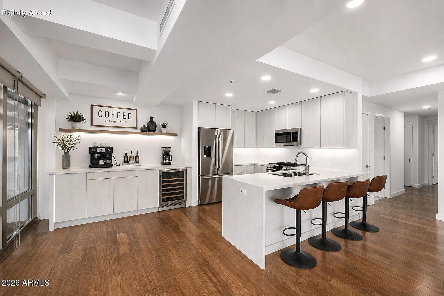 2 bed, 2.0 bath, 1549 sqft, $5,000 — Photo 2
