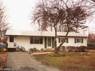 8216 Hocking Pl, Alexandria, VA 22309