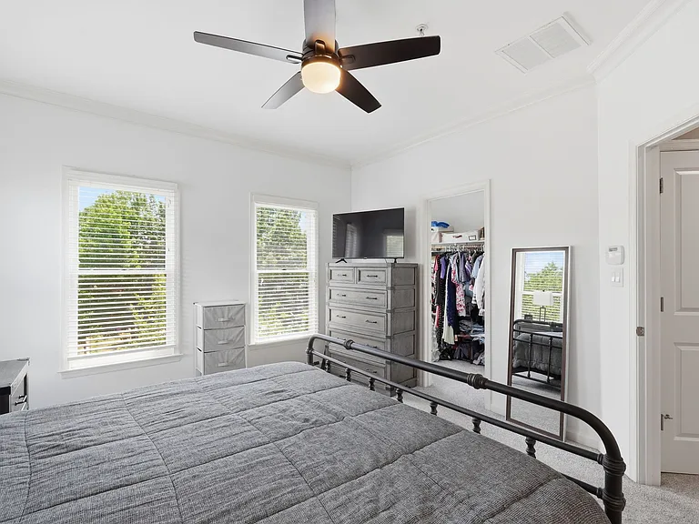 1358 S Carolina Ave SE — Photo 15