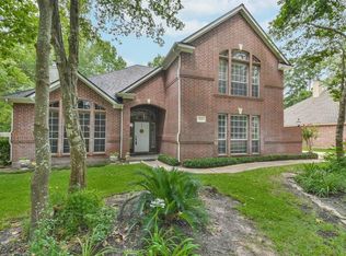 808 Woodland Ln, Conroe, TX 77302