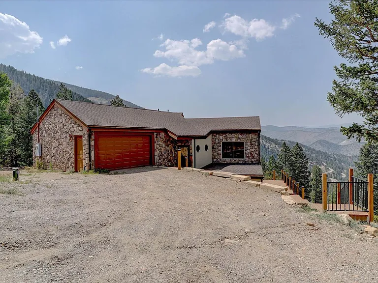 85 Santa Fe Mountain Rd — Photo 1