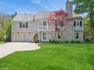 918 Locust Rd, Wilmette, IL 60091