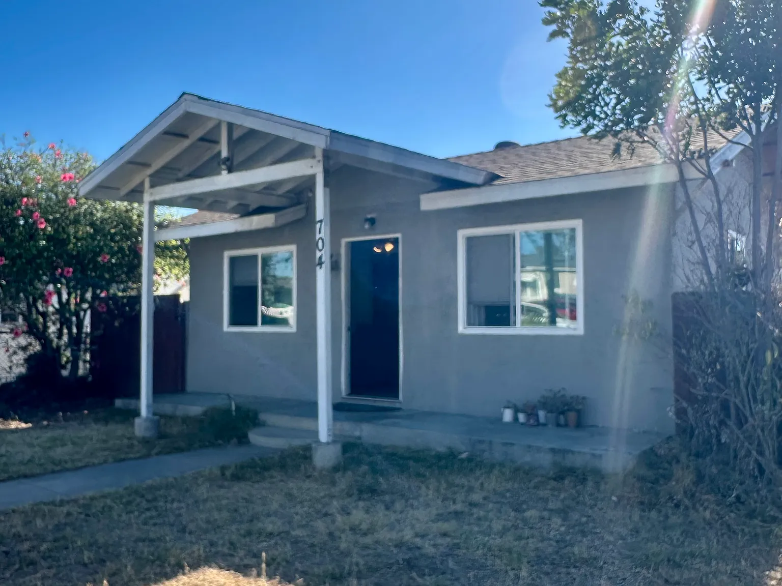 2 bed, 544 sqft, $3,200 — Photo 2