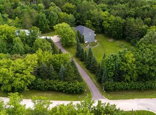 21020 Addison Dr, Prior Lake, MN 55372