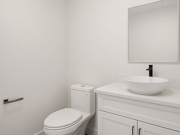 5th image of 13702 New Shiloh Rd