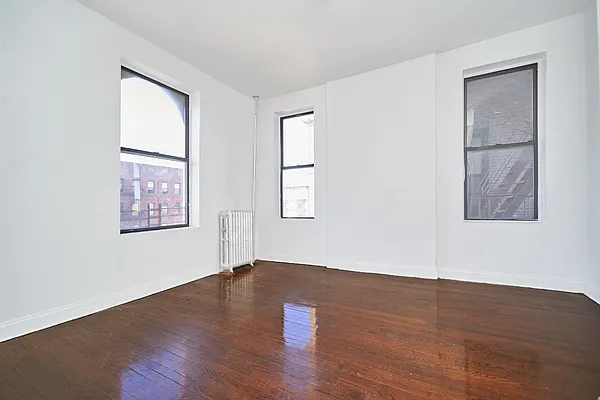 Rented by Living New York | media 21