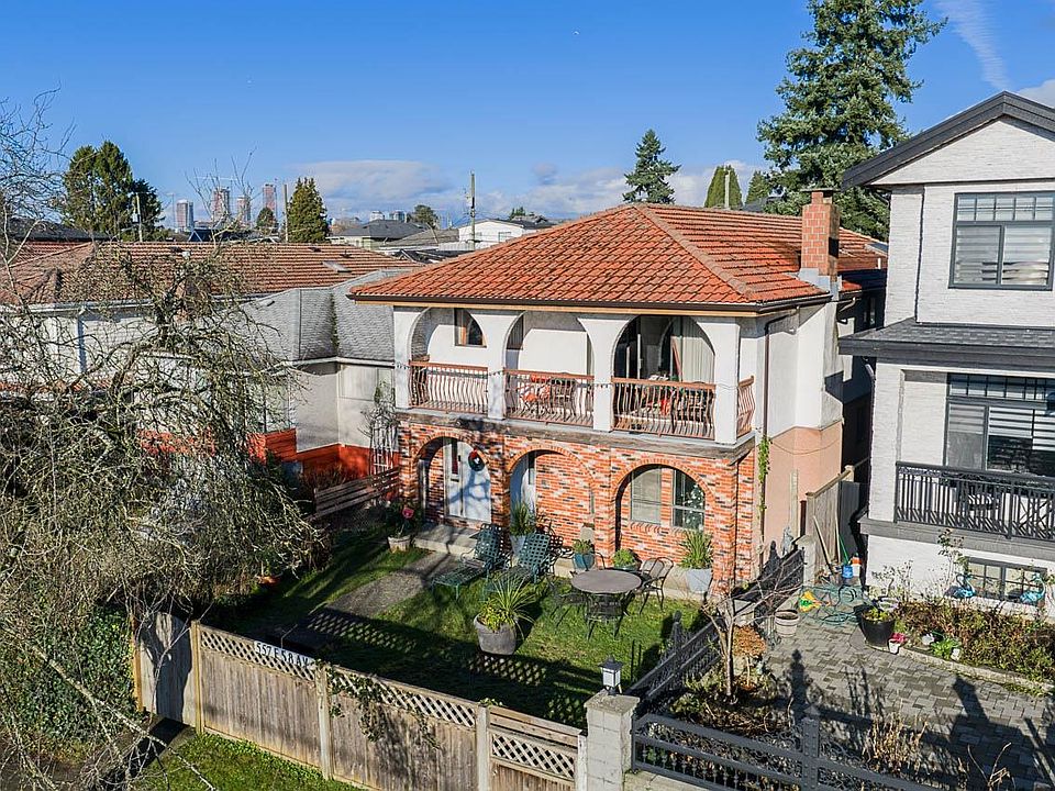 1st image of 557 E 58th Ave