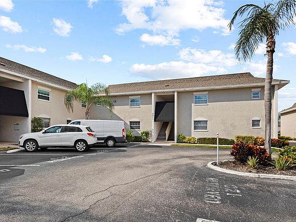 2nd image of 8811 Bay Pointe Dr Unit C-102