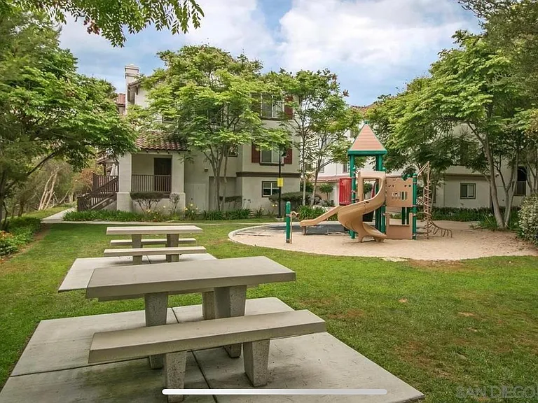 10254 Wateridge Cir #212 — Photo 12