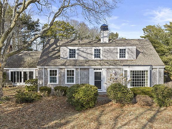 2nd image of 18 Winfield Lane