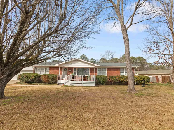 1203 Alcott Rd, Gadsden, AL 35901