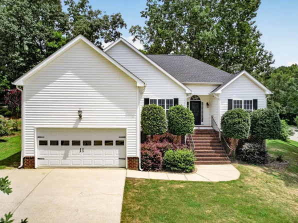 133 Mayflower Way #133, Clayton, NC 27520