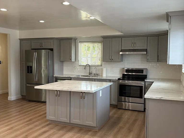 18315 S Harvard Blvd — Photo 3