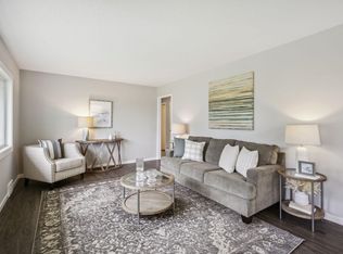 5631 Hillsview Rd, Brooklyn Center, MN 55430