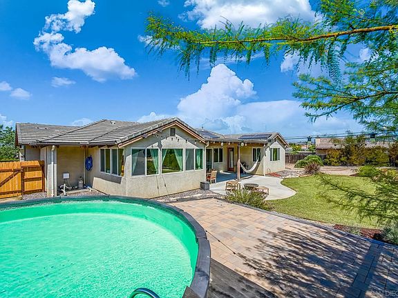 5th image of 1265 Barger Pl