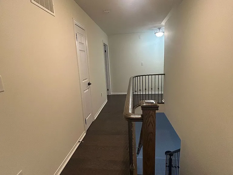 10284 Woodbine Ave — Photo 8